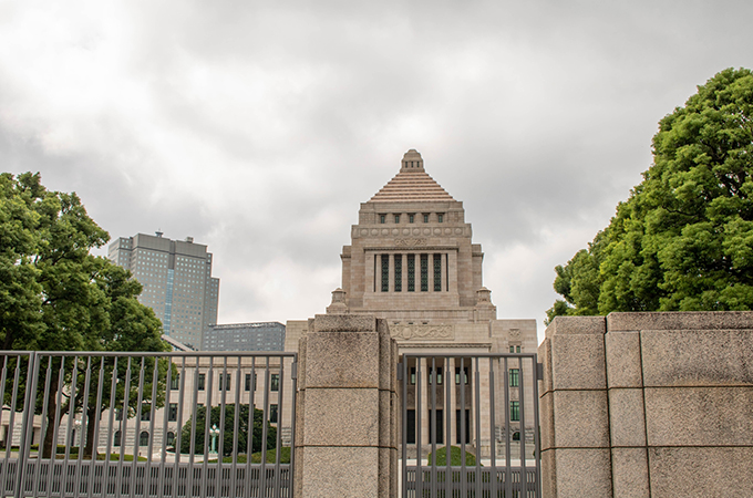 今話題の所得税減税の定額減税とは？定率減税の違いも踏まえて解説