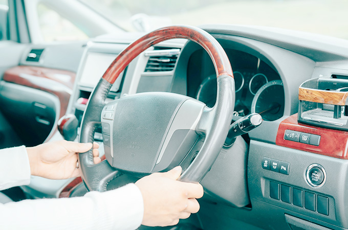 自動車税は経費で処理できる！処理する際の勘定科目や按分する方法を解説