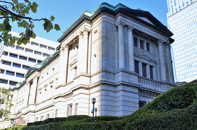 日銀総裁の交代はいつ？新総裁の植田氏はどんな人物？円安・株価・金利･･･経済への影響