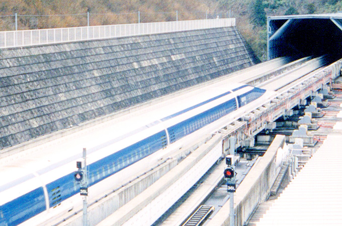 リニア中央新幹線の開業がもたらす経済効果はどれぐらい?