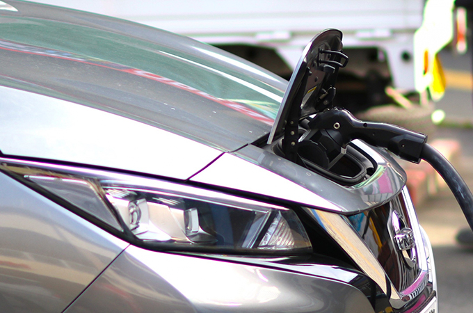 電気自動車(EV)向け充電設備、低価格充電器を優先補助！価格競争を促す