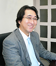 月岡涼吾先生