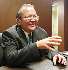 平仁先生